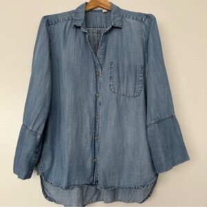 Chelsea & Violet denim chambray button front shirt L